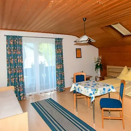 Neuhuber Apartment *